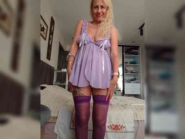 KissMiSveet1234 webcam
