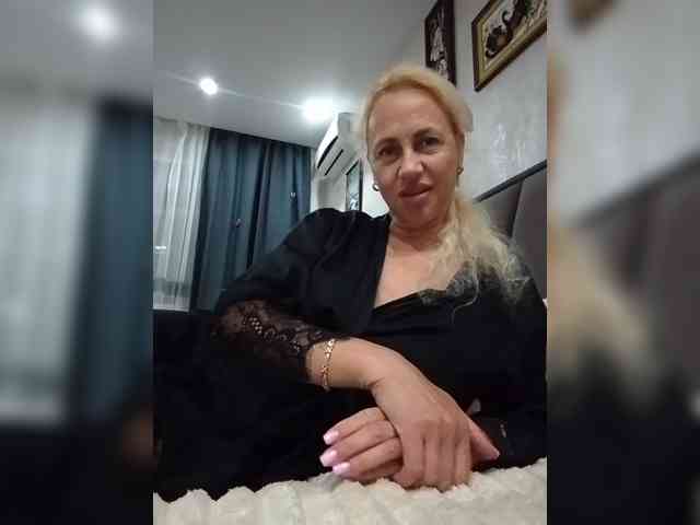 KissMiSveet1234 webcam