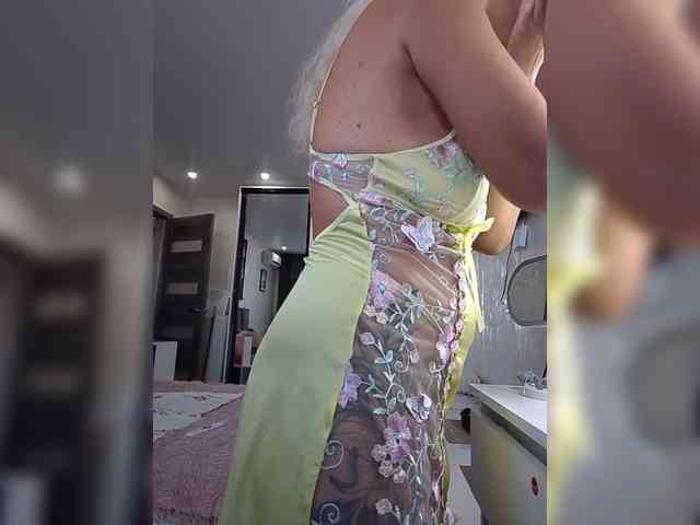 KissMiSveet1234 webcam