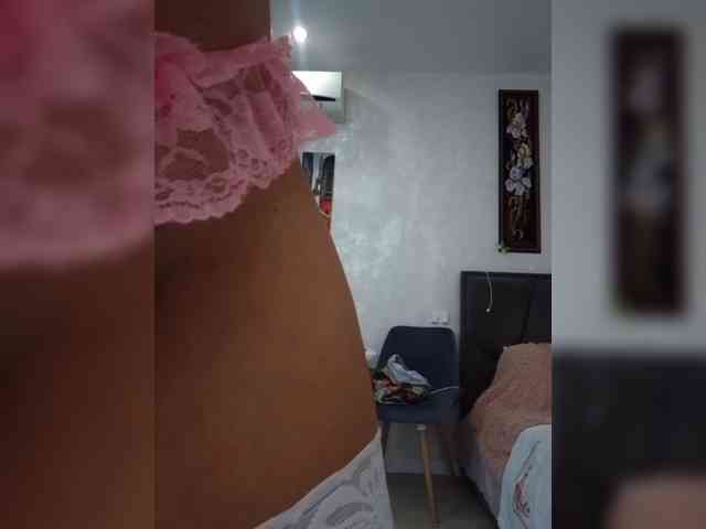 KissMiSveet1234 webcam