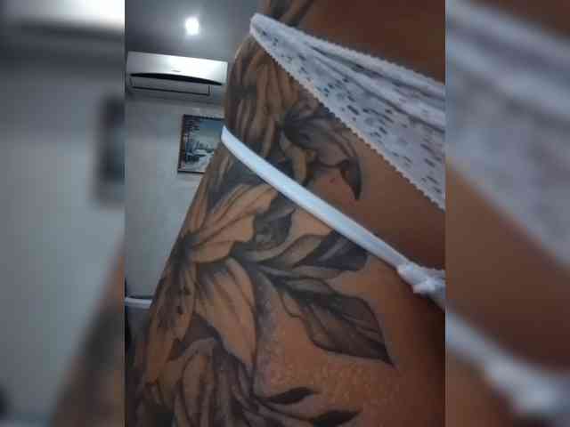 KissMiSveet1234 webcam
