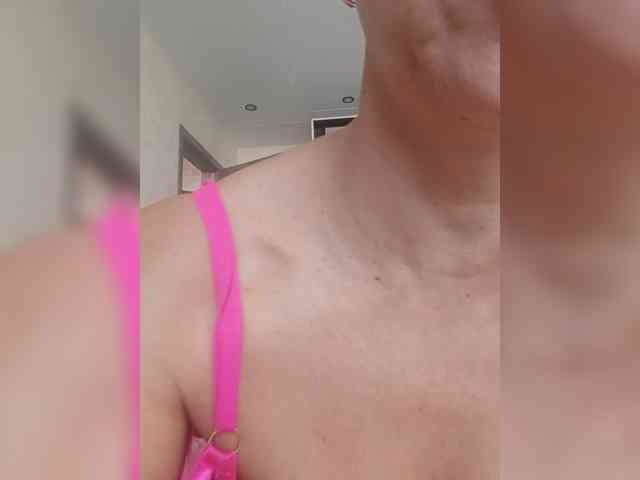 KissMiSveet1234 webcam