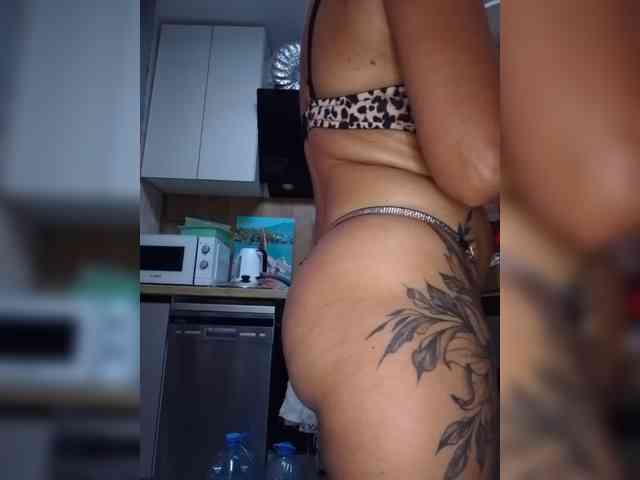 KissMiSveet1234 webcam