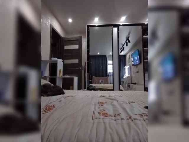 KissMiSveet1234 webcam
