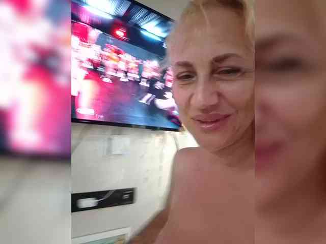 KissMiSveet1234 webcam