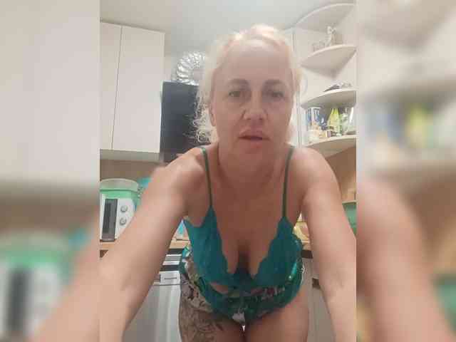 KissMiSveet1234 webcam