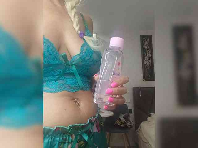 KissMiSveet1234 Sex Cam Show