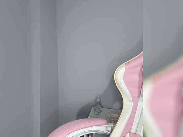 VelvetCherryy webcam