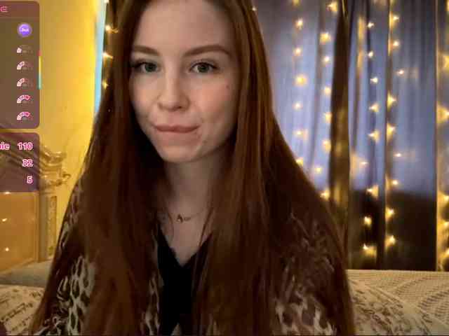 MintaAlbanez webcam