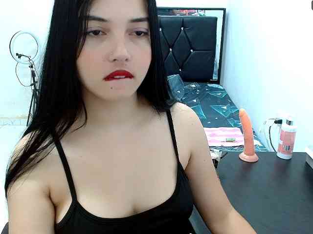 valeria-alluri19 webcam