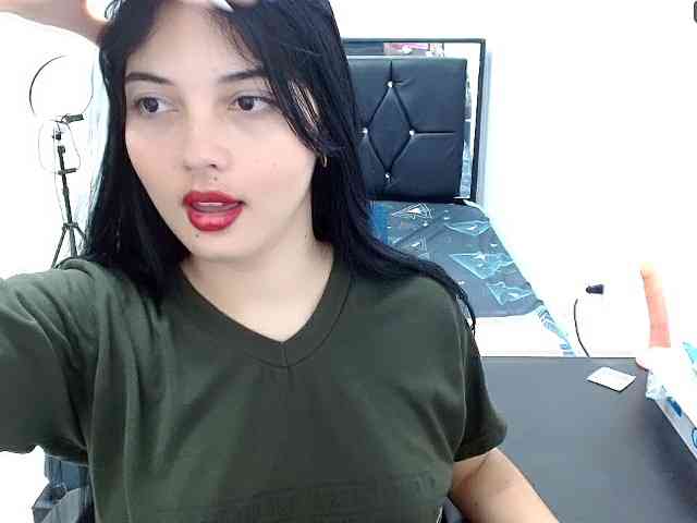 valeria-alluri19 webcam