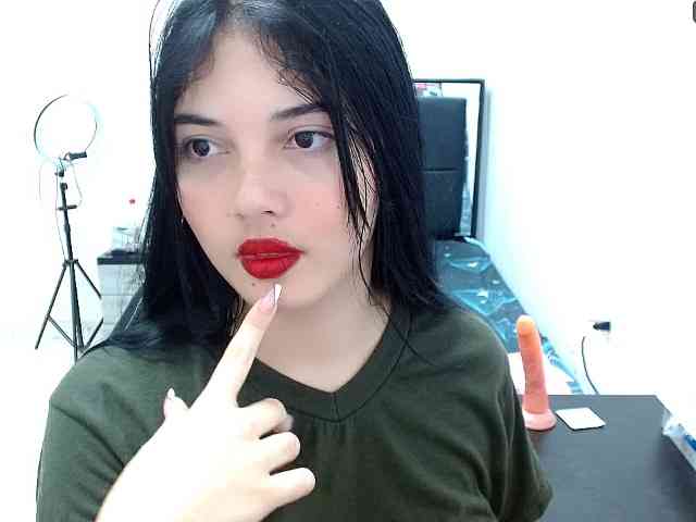 valeria-alluri19 webcam