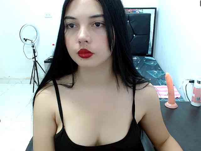 valeria-alluri19 webcam