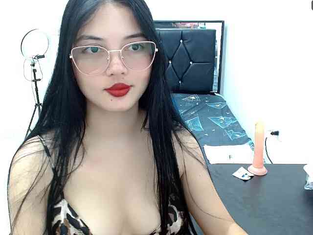 valeria-alluri19 webcam