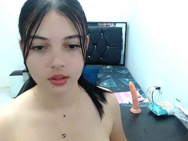 valeria-alluri19 webcam