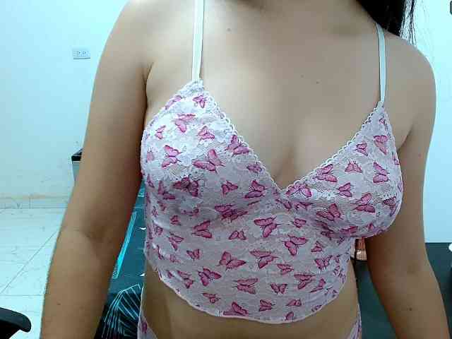 valeria-alluri19 webcam