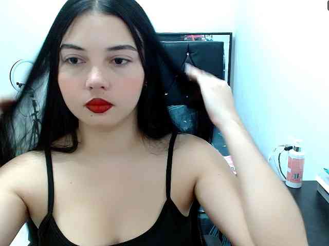 valeria-alluri19 webcam