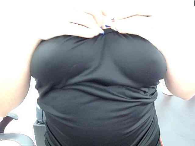 valeria-alluri19 webcam