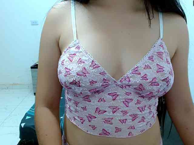 valeria-alluri19 webcam