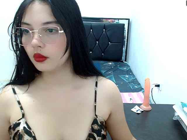 valeria-alluri19 webcam