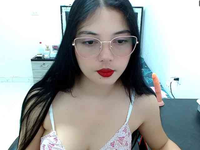 valeria-alluri19 webcam