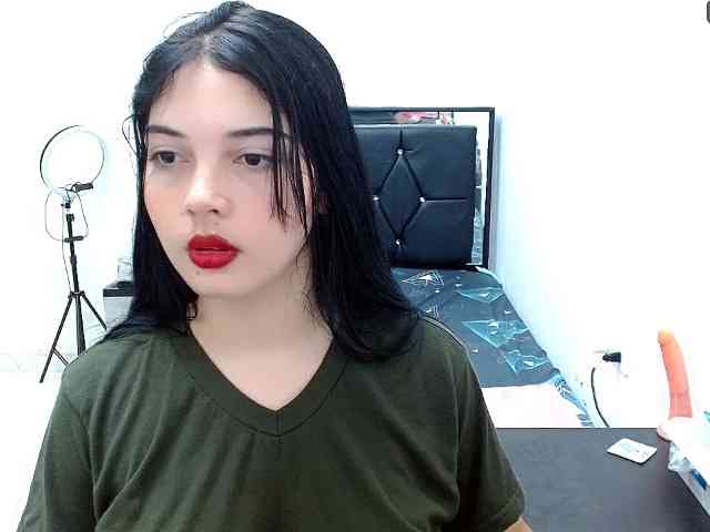 valeria-alluri19 webcam