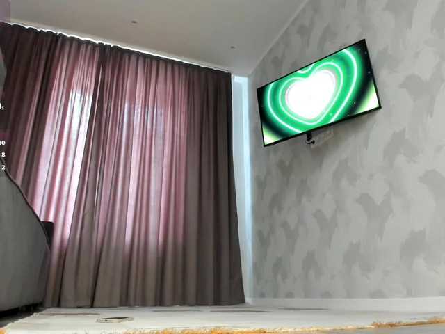 adelinya live cam on BongaCams