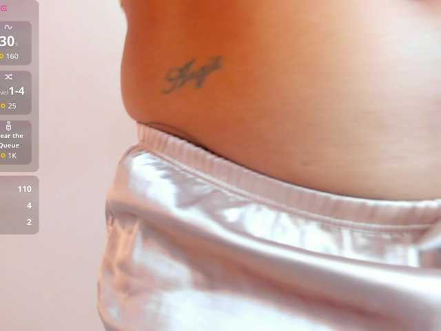 LiilyyDream live cam on BongaCams