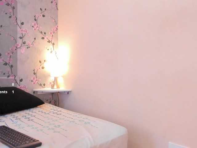LiilyyDream live cam on BongaCams