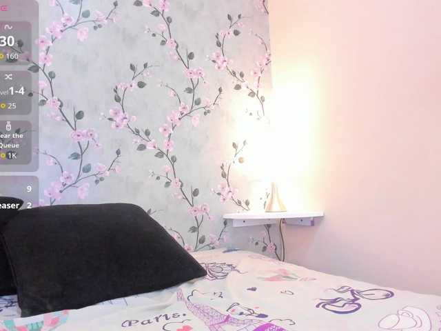 LiilyyDream live cam on BongaCams
