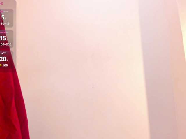 LiilyyDream live cam on BongaCams