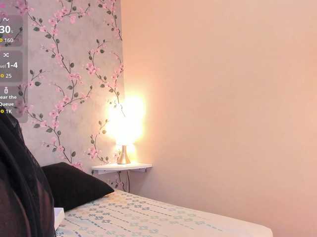 LiilyyDream live cam on BongaCams