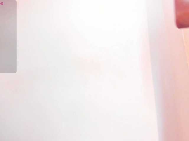 LiilyyDream live cam on BongaCams