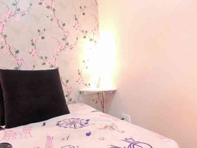 LiilyyDream webcam