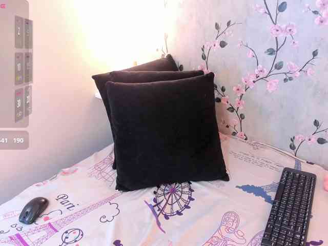 LiilyyDream webcam