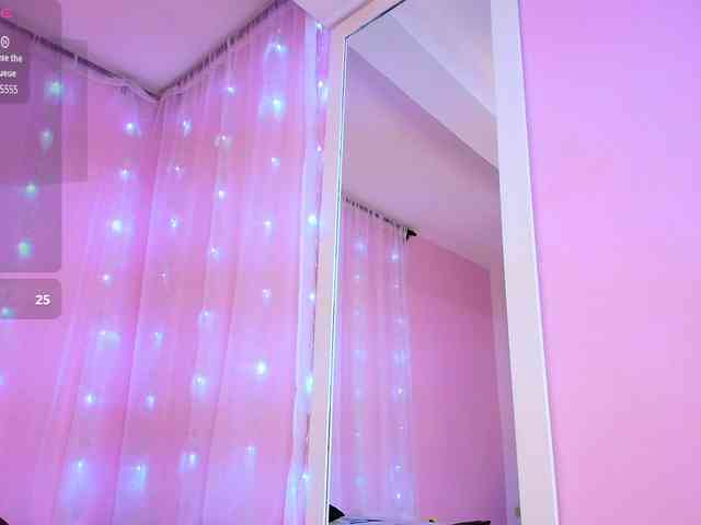 LiilyyDream webcam