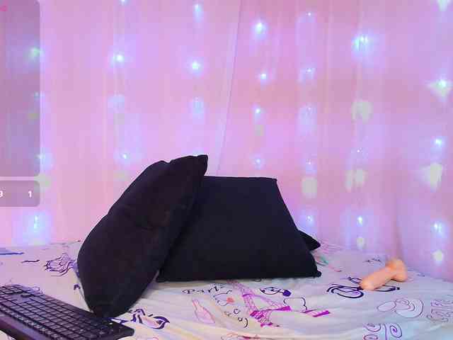 LiilyyDream webcam
