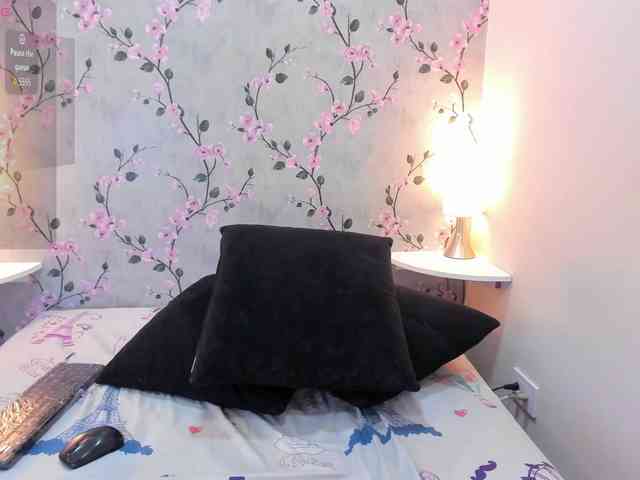LiilyyDream webcam