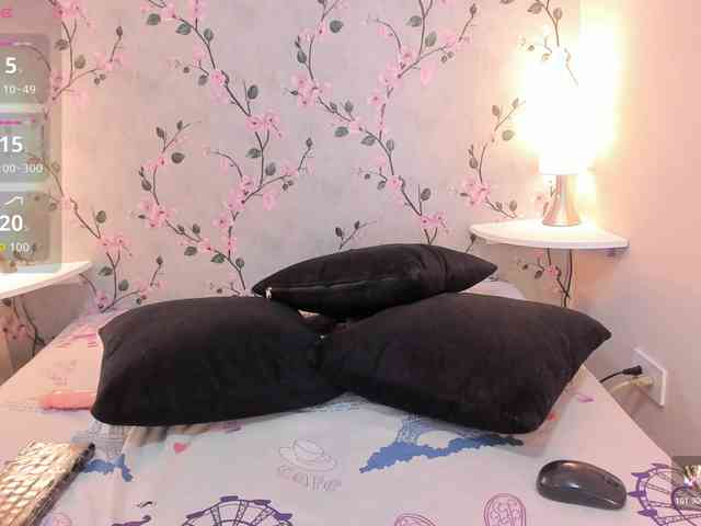 LiilyyDream webcam