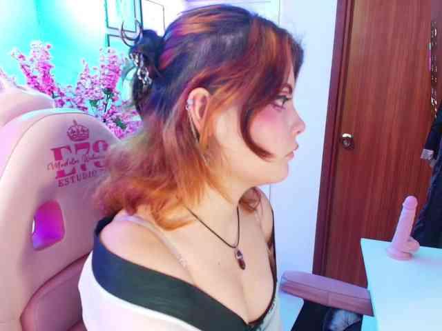 Athenea-Sweete webcam
