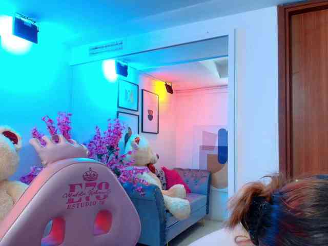 Athenea-Sweete webcam