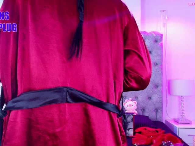 Zoe-moon live cam on BongaCams