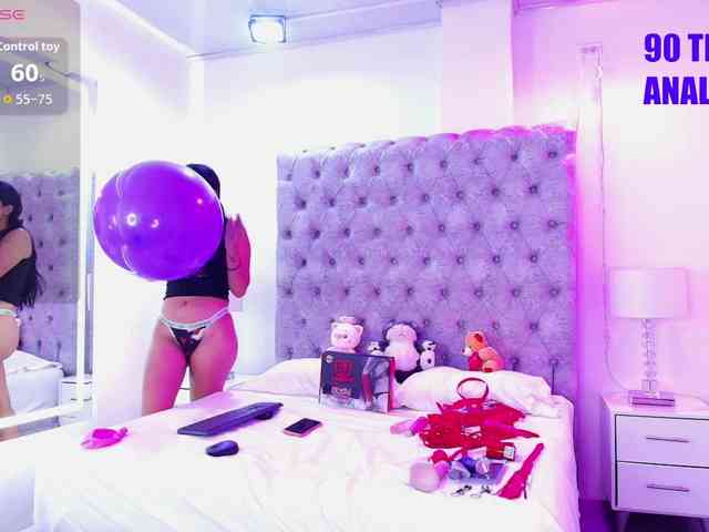 Zoe-moon webcam
