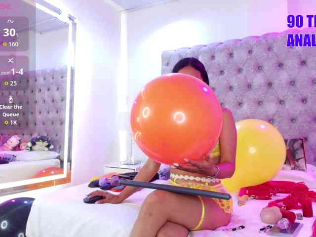 Zoe-moon webcam