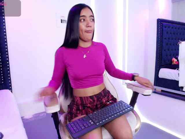 Zoe-moon webcam