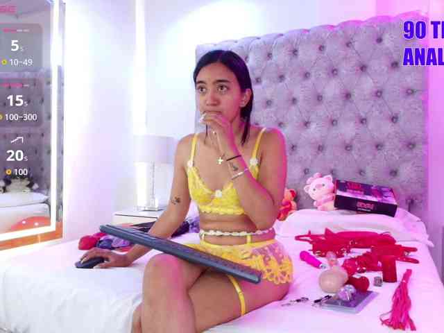 Zoe-moon webcam