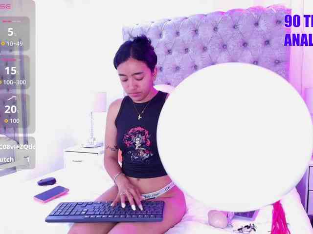 Zoe-moon webcam