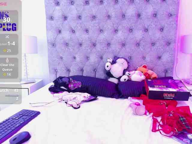 Zoe-moon webcam