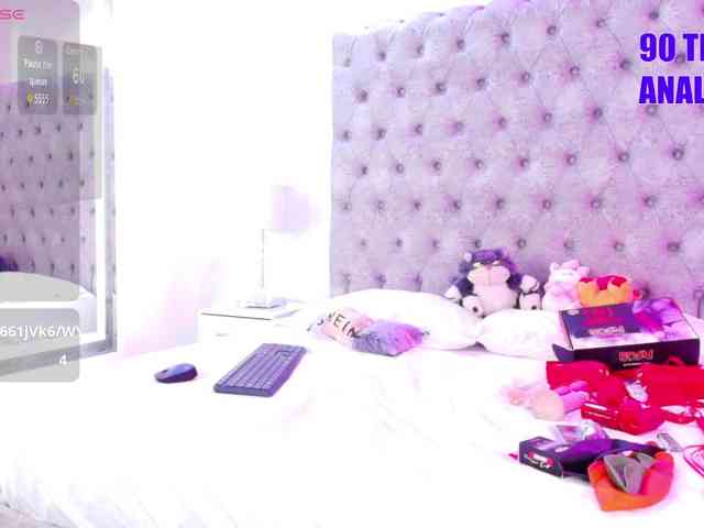 Zoe-moon webcam
