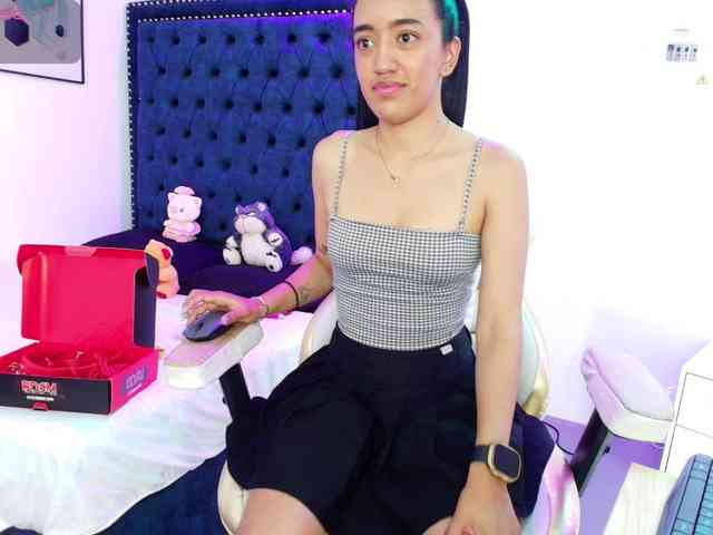 Zoe-moon webcam